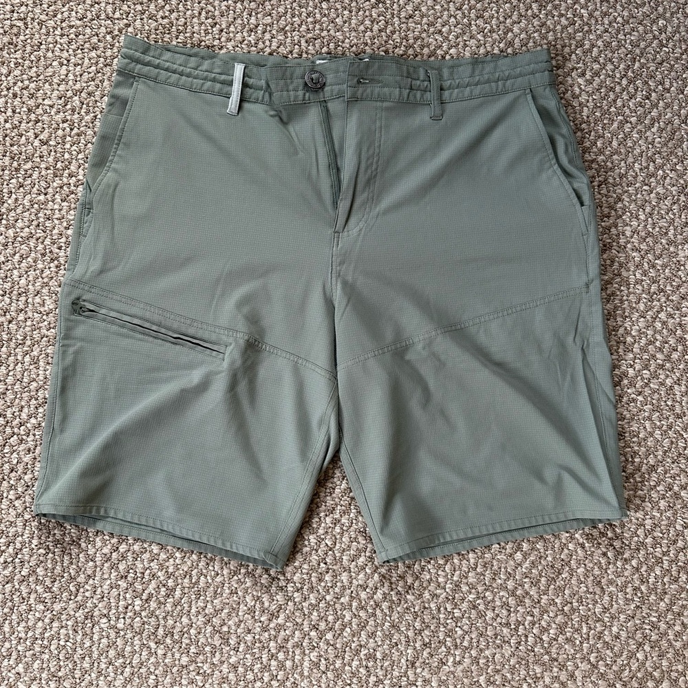 Jetty Mordacai Hybrid Utility Shorts